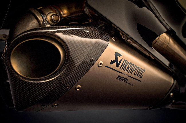 Akrapovic exhaust