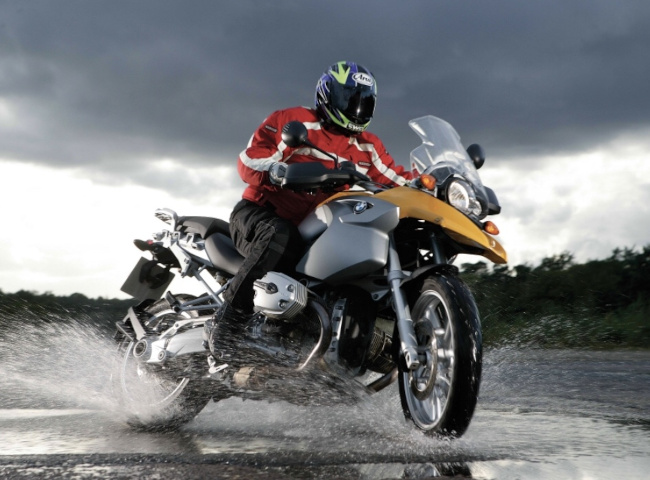 BMW R1200 GS Rain