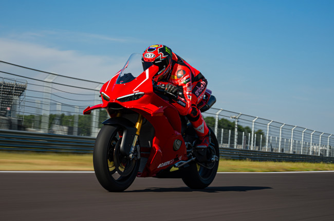 Ducati Panigale V4 R