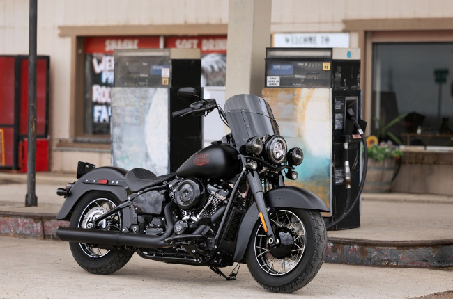 Harley Davidson Deadwood 4