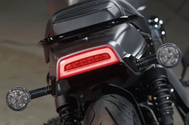 Longjia V-BOB 250i taillight