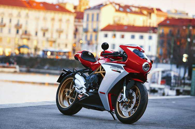 MV Agusta Superveloce 800