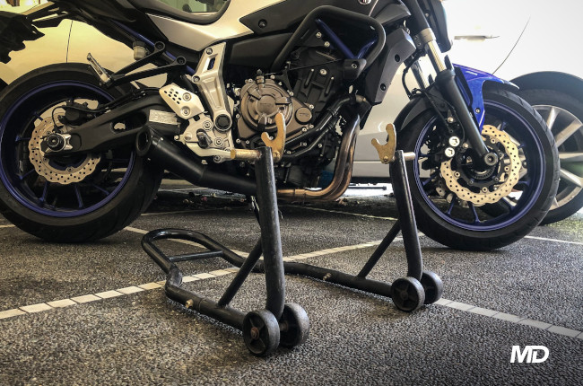 Paddock stand