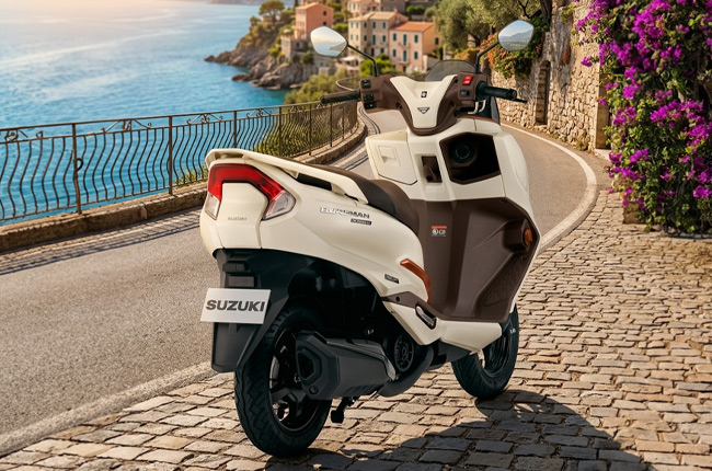 Suzuki Burgman Street 1