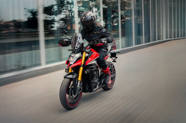 Ultraviolette X-47 Crossover