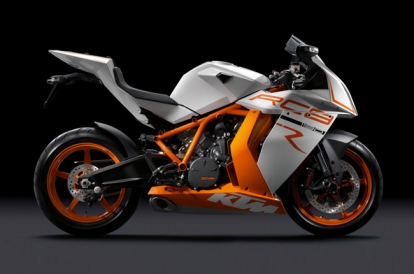 Naked vs Sportbikes — What's the 