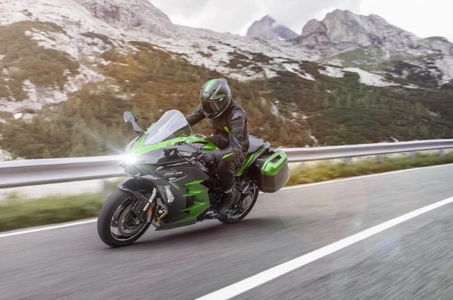 2022 Kawasaki Ninja H2 SX