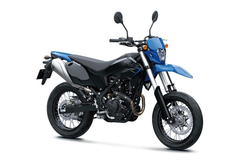 Kawasaki unveils 2023 KLX230SM supermoto in Japan