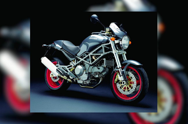 Ducati Monster 916 Senna