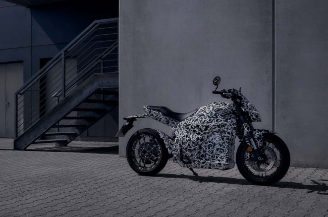 Honda teases its first full-size electric motorcycle