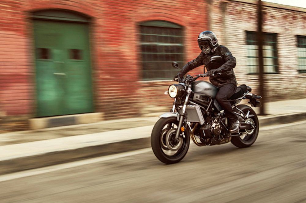 Yamaha XSR700 versus Kawasaki Z650RS - Head to head