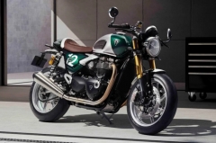 Triumph revives its cafe racer formula with the Speed Twin 1200 Cafe Racer Edition