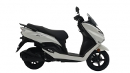 Suzuki Burgman Street Standard-Pearl Mirage White