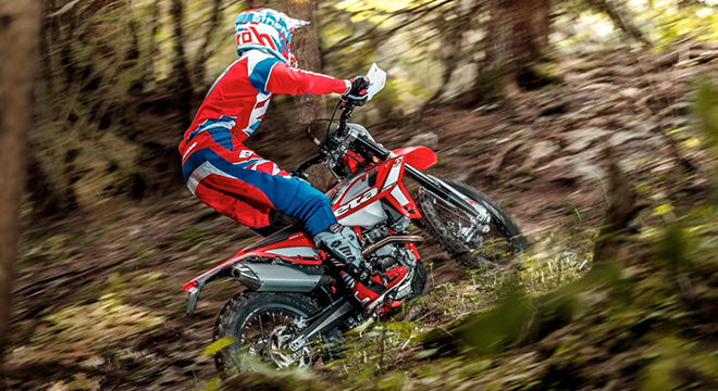 2020 Beta 430 RR 4T Race Edition exterior quarter rear Philippines