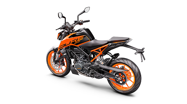 2020 KTM 200 Duke Philippines rear quarter orange 