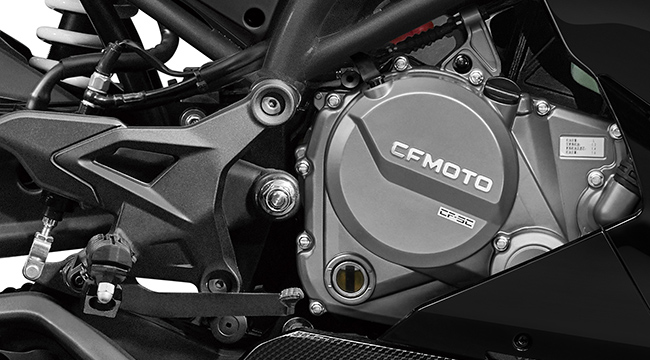 CFMOTO 250SR