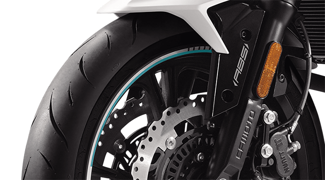 CFMOTO 400 NK