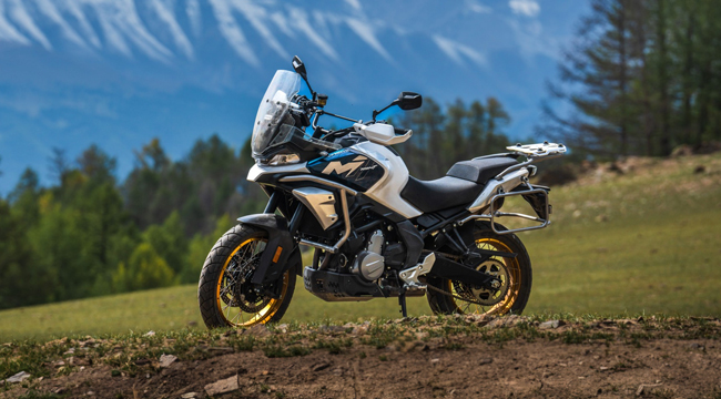 CFMOTO 700MT