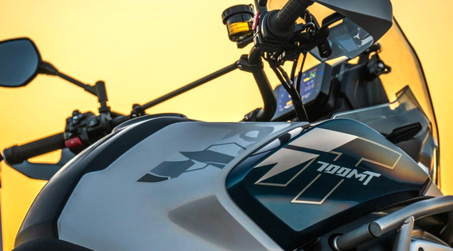 CFMOTO 700MT