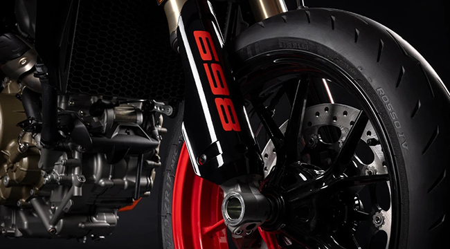 Ducati Hypermotard 698