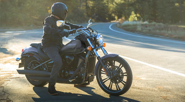 Kawasaki Vulcan 900 Custom