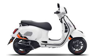 Vespa GTS Super Sport
