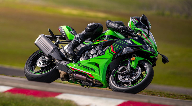 Kawasaki Ninja ZX-6R Standard